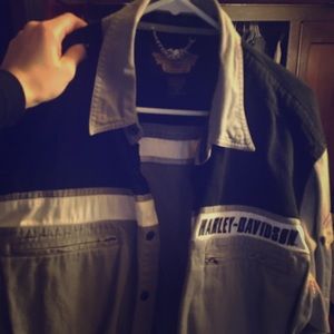 Men’s Harley Davidson shirt